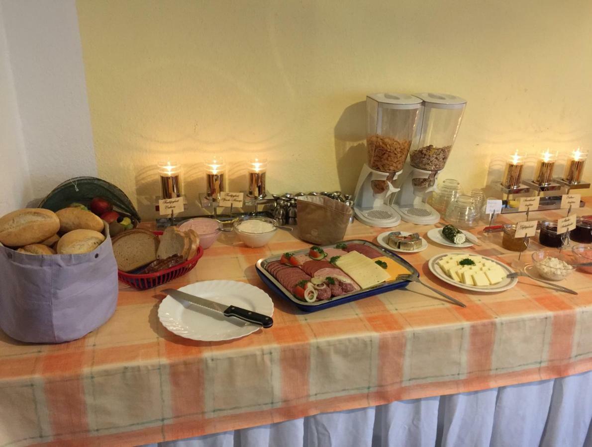 Pension & Gasthof Storchennest Gross Quassow Dış mekan fotoğraf